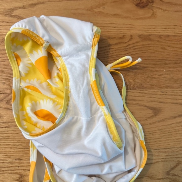 NWOT Hanna Andersson One-Piece Bow Swim Suite in Size US 8 (130cm) - Picture 5 of 5